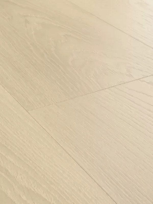 Ламинат Quick-Step Classic Дуб Морозный Бежевый CLH 5799 крупным планом