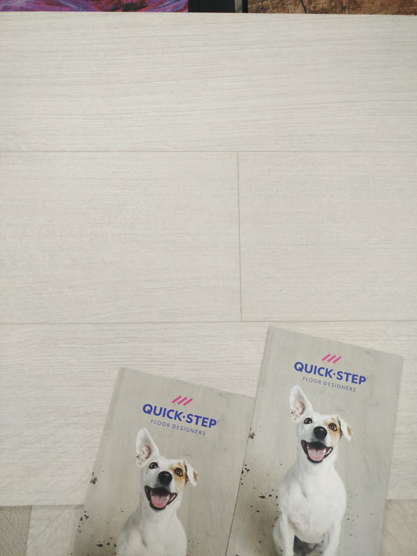 Ламинат Quick-Step Eligna Wide Утренний Белый Дуб Дуб UWH 1535 крупным планом